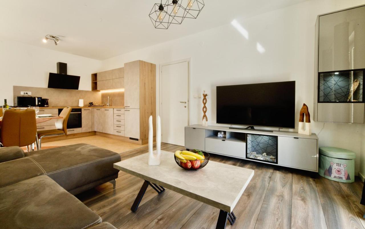 Villa Relax House Nizic Drazice Esterno foto