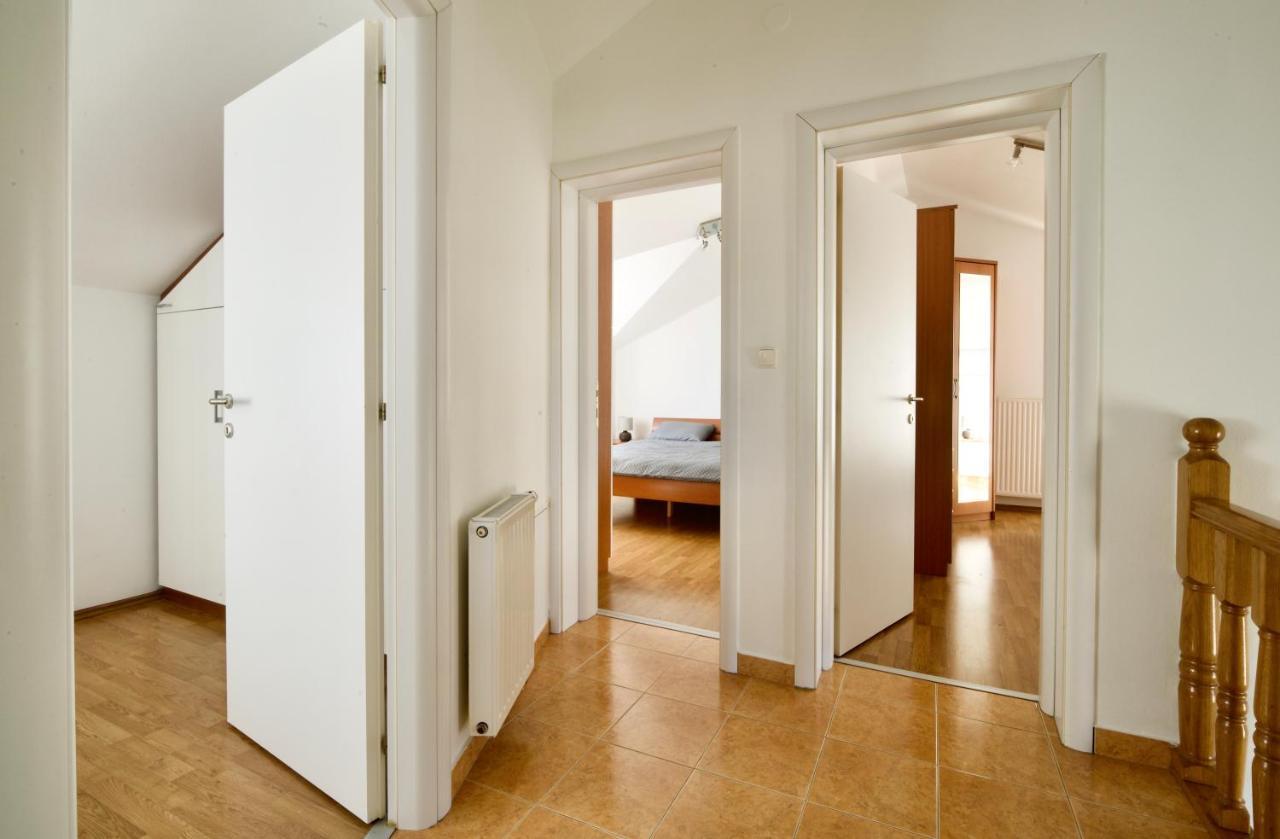 Villa Relax House Nizic Drazice Esterno foto